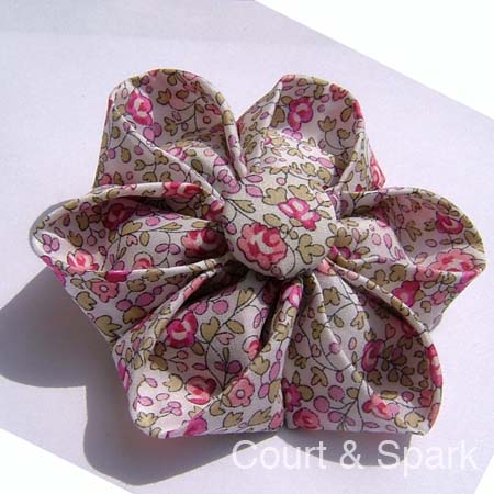 Kanzashi Corsage Brooches Gallery Kanzashi Corsage Brooches Gallery